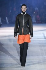 ディオール 2015年秋コレクション - 東京で披露、煌めきが織りなすコンテンポラリーな実用性の美｜写真112