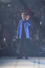 ディオール 2015年秋コレクション - 東京で披露、煌めきが織りなすコンテンポラリーな実用性の美｜写真127