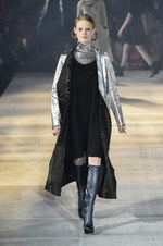 ディオール 2015年秋コレクション - 東京で披露、煌めきが織りなすコンテンポラリーな実用性の美｜写真43