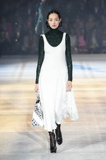 ディオール 2015年秋コレクション - 東京で披露、煌めきが織りなすコンテンポラリーな実用性の美｜写真50