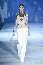 ディオール 2015年秋コレクション - 東京で披露、煌めきが織りなすコンテンポラリーな実用性の美｜写真79