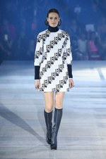 ディオール 2015年秋コレクション - 東京で披露、煌めきが織りなすコンテンポラリーな実用性の美｜写真87