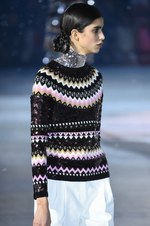 ディオール 2015年秋コレクション - 東京で披露、煌めきが織りなすコンテンポラリーな実用性の美｜写真99