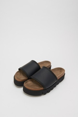 エンダースキーマ 2015年春夏コレクション - レザー雪駄やタッセルシューズをコラボで｜写真40