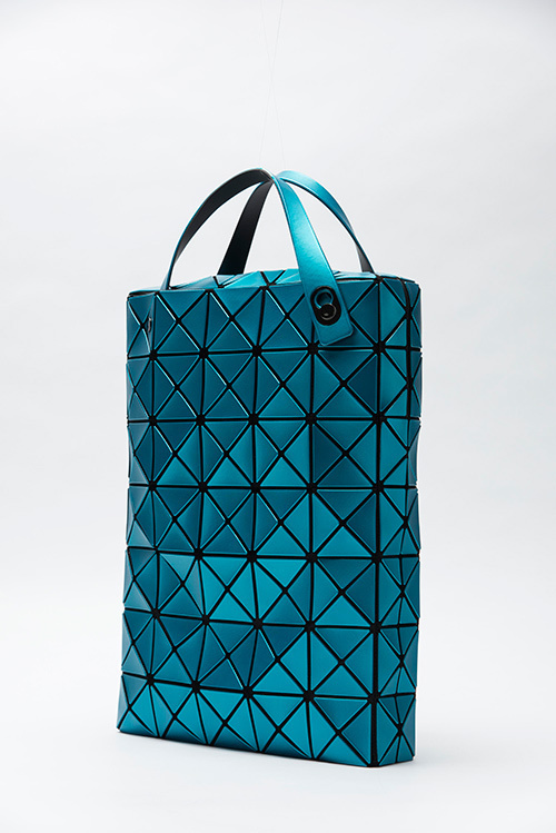 BAO BAO ISSEY MIYAKE、初のPC用トートバッグ発売 | 写真