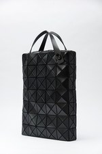未使用✨BAOBAO ISSEY MIYAKE トートバッグ A4 ブラック BAO BAO ISSEY MIYAKE – isseymiyake.com