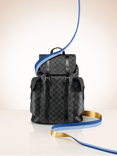 ルイ・ヴィトンが贈るホリデイギフト、アフリカ民族モチーフのバッグや新作ウォレットも | 写真