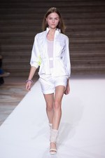 爽やかな風が駆け抜けるような コムーン(COMMUUN)　2011年春夏コレクション｜写真1