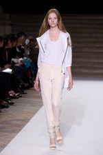 爽やかな風が駆け抜けるような コムーン(COMMUUN)　2011年春夏コレクション｜写真7