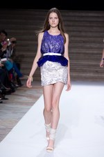 爽やかな風が駆け抜けるような コムーン(COMMUUN)　2011年春夏コレクション｜写真13