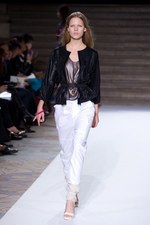 爽やかな風が駆け抜けるような コムーン(COMMUUN)　2011年春夏コレクション｜写真18