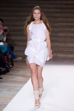 爽やかな風が駆け抜けるような コムーン(COMMUUN)　2011年春夏コレクション｜写真19