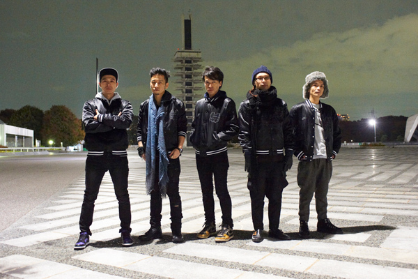 NIKE DESTROYER JACKETのプロジェクト第2弾 - ナイトランニングクラブ「Roc Trax Running Club」