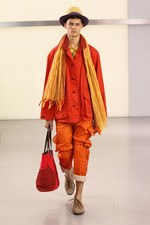 鱒(マス)をテーマにしたイッセイ ミヤケ(ISSEY MIYAKE)の2011年春夏メンズコレクション｜写真6