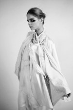 RYOTA SHIGA(リョウタ シガ)、2011年春夏コレクション｜写真1