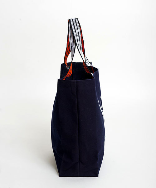 Y'sの2015年春夏コレクションが発売開始、先着でトートバッグがプレゼント｜写真2