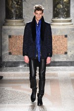 ロベルト カヴァリ 2015-16年秋冬メンズコレクション - ヴィンテージを反映した雄大なロック｜写真10