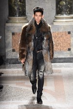 ロベルト カヴァリ 2015-16年秋冬メンズコレクション - ヴィンテージを反映した雄大なロック｜写真13