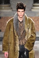 ロベルト カヴァリ 2015-16年秋冬メンズコレクション - ヴィンテージを反映した雄大なロック｜写真16