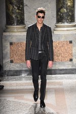 ロベルト カヴァリ 2015-16年秋冬メンズコレクション - ヴィンテージを反映した雄大なロック｜写真25