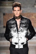 ロベルト カヴァリ 2015-16年秋冬メンズコレクション - ヴィンテージを反映した雄大なロック｜写真28