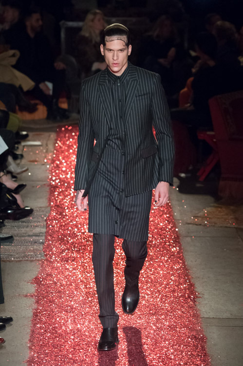 ジバンシィ バイ リカルド ティッシ (Givenchy by Riccardo Tisci) 2015-16年秋冬ウィメンズ&メンズコレクション シルエット - 写真8