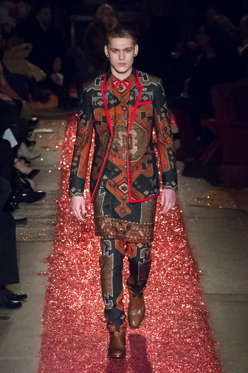 ジバンシィ バイ リカルド ティッシ (Givenchy by Riccardo Tisci) 2015-16年秋冬ウィメンズ&メンズコレクション シルエット - 写真25