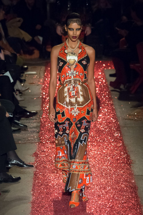 ジバンシィ バイ リカルド ティッシ (Givenchy by Riccardo Tisci) 2015-16年秋冬ウィメンズ&メンズコレクション  - 写真81