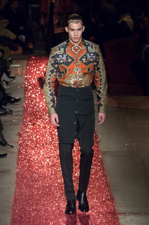 ジバンシィ バイ リカルド ティッシ (Givenchy by Riccardo Tisci) 2015-16年秋冬ウィメンズ&メンズコレクション シルエット - 写真58