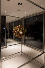 インスタントフィルムにスポット！森山大道、荒木経惟らの作品展示「IMPOSSIBLE PROJECT SPACE」｜写真1