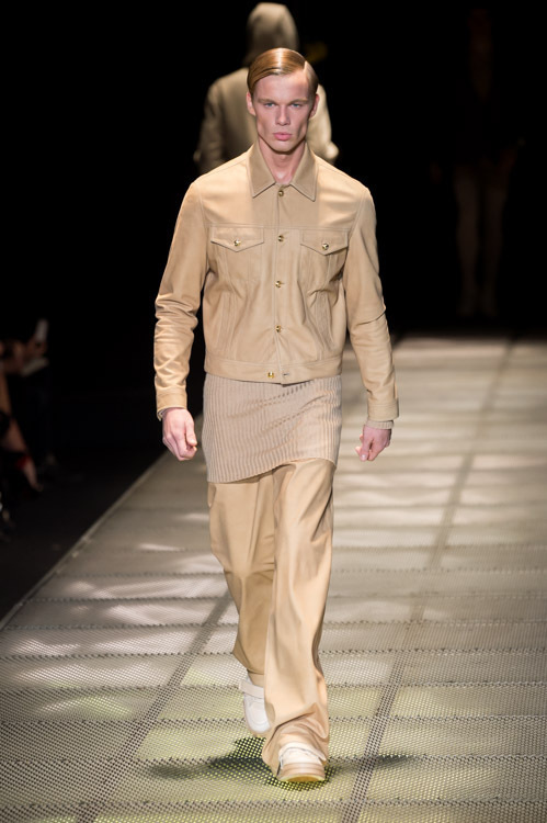 ヴェルサーチェ(VERSACE) 2015-16年秋冬メンズコレクション  - 写真31