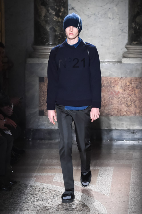ヌメロ ヴェントゥーノ 2015-16年秋冬<span>コレクション</span> - 写真15