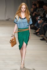 美しいドレスが勢ぞろい アイスバーグ(ICEBERG)、2011年春夏コレクション：ミラノ ファッション ウィーク｜写真41