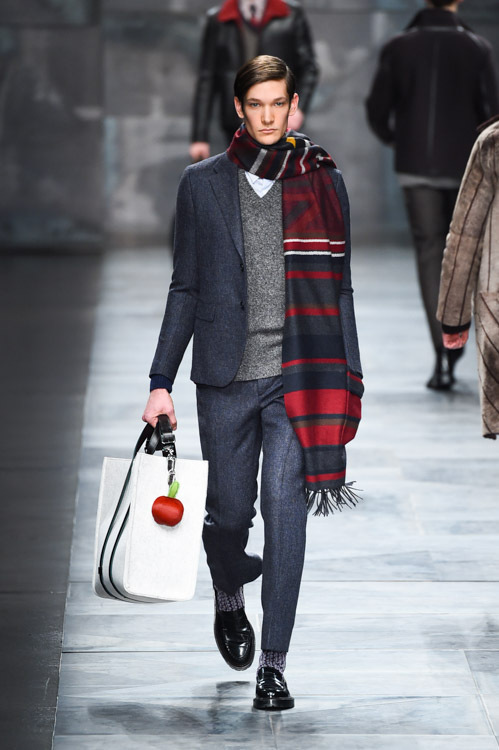 フェンディ(FENDI) 2015-16年秋冬メンズコレクション  - 写真28