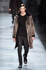 フェンディ 2015-16年秋冬メンズコレクション - 高級感とモダンの理想的な共存｜写真25