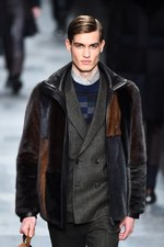 フェンディ 2015-16年秋冬メンズコレクション - 高級感とモダンの理想的な共存｜写真58