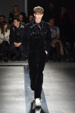 MSGM 2015-16年秋冬メンズコレクション - ロケットと宇宙に憧れて｜写真4