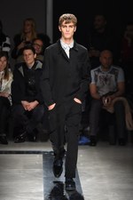 MSGM 2015-16年秋冬メンズコレクション - ロケットと宇宙に憧れて｜写真5