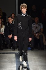 MSGM 2015-16年秋冬メンズコレクション - ロケットと宇宙に憧れて｜写真7