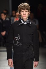 MSGM 2015-16年秋冬メンズコレクション - ロケットと宇宙に憧れて｜写真8