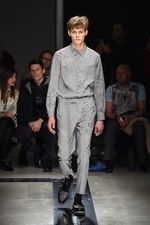 MSGM 2015-16年秋冬メンズコレクション - ロケットと宇宙に憧れて｜写真9