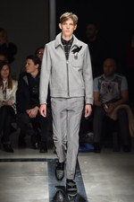 MSGM 2015-16年秋冬メンズコレクション - ロケットと宇宙に憧れて｜写真11