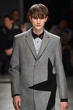 MSGM 2015-16年秋冬メンズコレクション - ロケットと宇宙に憧れて｜写真16