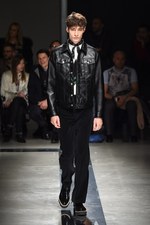 MSGM 2015-16年秋冬メンズコレクション - ロケットと宇宙に憧れて｜写真22