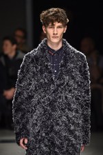 MSGM 2015-16年秋冬メンズコレクション - ロケットと宇宙に憧れて｜写真36