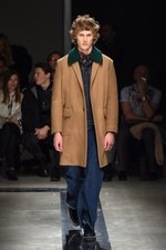 MSGM 2015-16年秋冬メンズコレクション - ロケットと宇宙に憧れて｜写真44