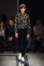 MSGM 2015-16年秋冬メンズコレクション - ロケットと宇宙に憧れて｜写真49