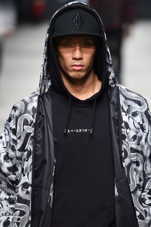 マルセロ・ブロン カウンティ・オブ・ミラン(MARCELO BURLON COUNTY OF MILAN) 2015-16年秋冬ウィメンズ&メンズコレクション  - 写真21