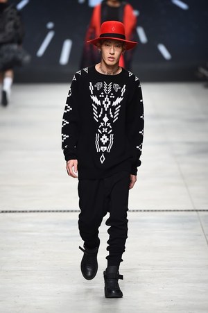 マルセロ・ブロン カウンティ・オブ・ミラン(MARCELO BURLON COUNTY OF MILAN) 2015-16年秋冬ウィメンズ&メンズコレクション  - 写真28
