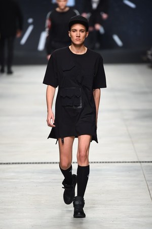 マルセロ・ブロン カウンティ・オブ・ミラン(MARCELO BURLON COUNTY OF MILAN) 2015-16年秋冬ウィメンズ&メンズコレクション  - 写真64